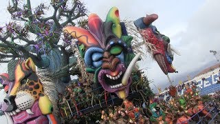 Carnevale di Viareggio 2017  Borucadietro la maschera [upl. by Assirralc]