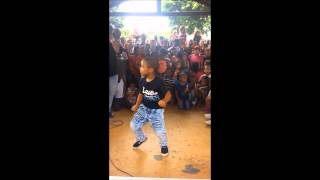 niño bailando salsa choke [upl. by Nagud]