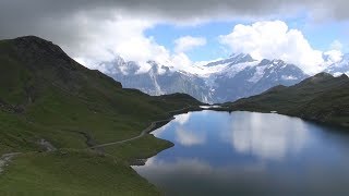 Van Grindelwald First naar Wengen via Männlichen [upl. by Amihc]