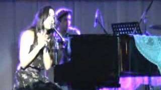 Vanessa Carlton  Pretty Baby Live in ATC Manila [upl. by Hux301]