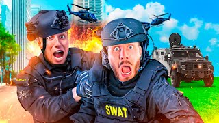 YOUTUBER SWAT EINHEIT [upl. by Eirehc680]