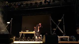 VERANO ZOMBIE 1 e 2  Noyz Narcos X Gemello X Metal Carter  live  VILLA ADA Roma 15062018 [upl. by Oironoh64]