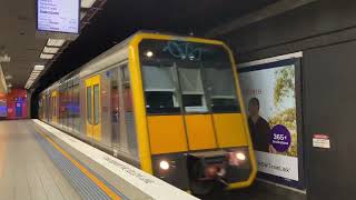 Sydney Trains T Set Tangara arrive at Edgecliff [upl. by Emmalee466]