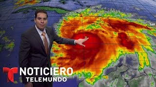 El huracán Matthew avanza con fuerza hacia Cuba Jamaica y Haití  Noticiero  Noticias Telemundo [upl. by Dilaw914]