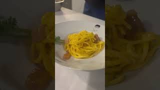 Pasta 🍝 carbonara en Don Giovanni de Andrea Tumbarello en Madrid [upl. by Dahlia]