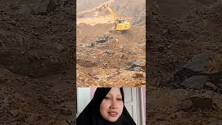 Kulu kulu 🤣excavator alatberatindonesia alatberat alatberatexcavator operatoralatberat [upl. by Caswell]