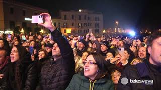 Il racconto della Puglia in festa nella notte di Capodanno tra brindisi e concerti dal vivo [upl. by Aij44]