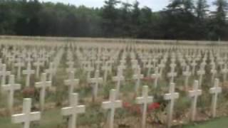 HET OSSUARIUM VAN DOUAUMONT [upl. by Ardied39]