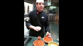 Cours de cuisine marocaine 9 Tajine kefta  On casse les [upl. by Neelear452]