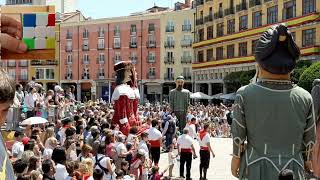 Gigantillos y gigantones de Burgos [upl. by Tannie740]