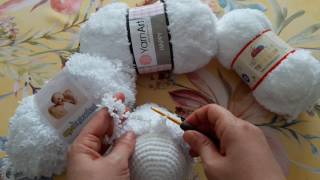 Kartopu Anakuzusu Himalaya Toffe Baby YarnArt Happy ile kuzu örülmesi How to crochet fuzzy yarn [upl. by Atiuqin707]