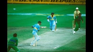 Gavaskar and Azharuddin Classic Match Winning Partnership of 132 Runs against Pakistan  MCG 1985 [upl. by Elodia]