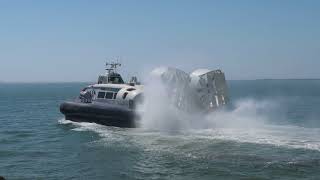 Hovercraft leaving LeeontheSolent  Beach View [upl. by Haropizt328]