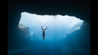 Anna freediving Deans Blue Hole [upl. by Ainaled]