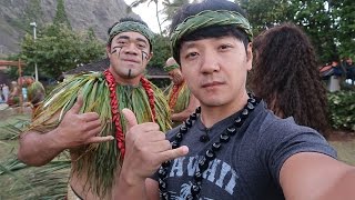 My FIRST Hawaiian Luau [upl. by Neo]