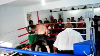 MOHAMMAD SAID  BOXE PROFISSIONAL NA ACADEMIA VERSUS FIGHT CLUB [upl. by Salchunas]