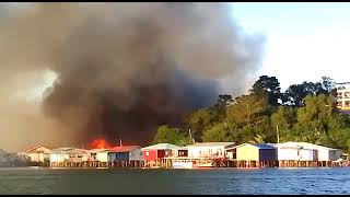 kebakaran di kg Landung Ayang Kudat pemandangan dari laut [upl. by Bibbye656]