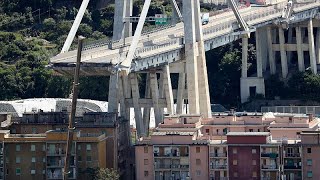 Ponte di Genova il moncone est è pericolante [upl. by Ferino]