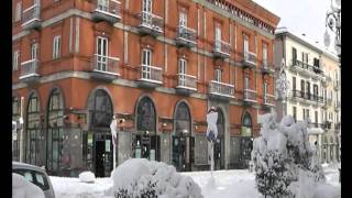 Avellino nevicata del 4 Febbraio 2012 [upl. by Jacquetta]