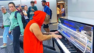 PIRATES OF THE CARIBBEAN METROSTATION PIANO PERFORMANCE BARCELONA [upl. by Raveaux]