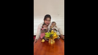 See this funny monkey Bryan amp Icy Enjoy Eating Banana With Mommy cute monkey animals eating [upl. by Cheyne148]