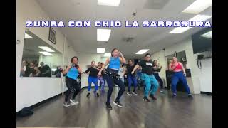 SOLO QUIERO BAILAR ZUMBA CON CHIO la sabrosura [upl. by Aiciruam]