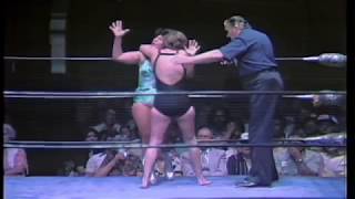 Vicki Williams vs Irma Gonzalez 19800530 [upl. by Seton]