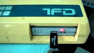 Tajima TFD Disk Reader for Tajima Embroidery Machine with USB to floppy converter [upl. by Gregson]