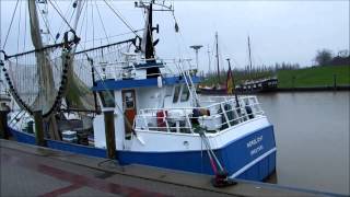 Lüttje Greetmer Wiehnachtsmarkt Weihnachtsmarkt Greetsiel Xmas Funfair East frisian Fishing harbor [upl. by Torrie]