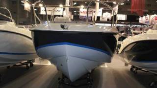 Nautica Guixols presenta la Quicksilver Activ 605 Sundeck [upl. by Eimaral485]