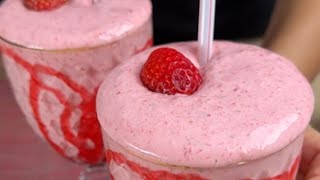 Batido de fresa económico y delicioso con sólo tres ingredientes [upl. by Tristam]