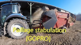 Paillage stabulation GOPRO [upl. by Kerrie89]