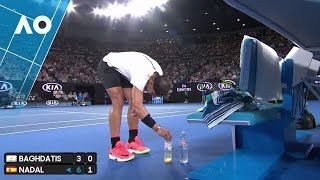 Rafael Nadals bottle zen  Australian Open 2017 [upl. by Nojad]