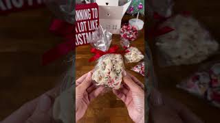 3 ingredient Christmas bark 🎄 christmascookies chocolatebark nobake [upl. by Eldred]