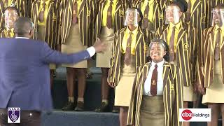 African Choirs Contemporary  WISE OWL SCHOOLS Marondera  Medley Moyo Muti [upl. by Lubin973]