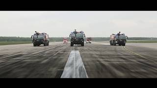 Die Flughafenfeuerwehr am Düsseldorfer Airport [upl. by Aicilyhp]