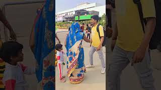 dipanshuytbloger frank video public time comedyprayagraj station pe video frank bloging video [upl. by Marrin]