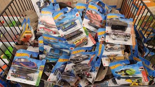 Fresh Hot Wheels case Alert Hunting for Hot Wheels Lidl in Belgium Diecast Hunting in Europe [upl. by Carolle202]