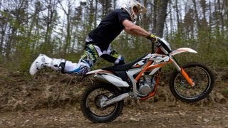 KTMFreeride 350  Offroad Action  En acción [upl. by Aidua]