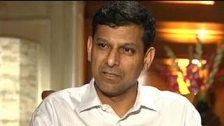 Rupee will find its equilibrium Raghuram Rajan [upl. by Beeck]