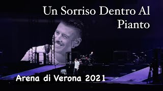 Francesco Gabbani  Un Sorriso Dentro Al Pianto LIVE Arena di Verona 2021 [upl. by Panchito847]