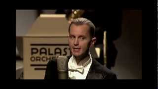 Max Raabe amp Palast Orchester Ich steh´mit Ruth gut [upl. by Eeldarb]