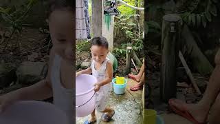 nakaligo ng ihi 🤣🤣 funny comedy trending viral viralvideo fypシ funnyvideo prank [upl. by Vyner]