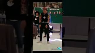 ES UNA MÁQUINA DE BAILE 🕺👑 junghoseok hoseokedit armys short jhopebts8 [upl. by Filmore]