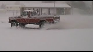 Doing Donuts In a 1978 Ford Truck in the SNOW [upl. by Airuam767]