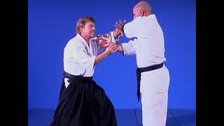 Aikido Master John Goss 1 min techniques [upl. by Aicekan]