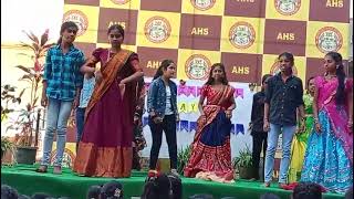 Medley dance performance by 6th Class students 1990s songs [upl. by Charmain]