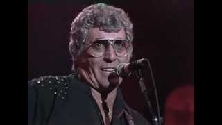 Carl Perkins  Matchbox Live at Farm Aid 1990 [upl. by Guzel285]