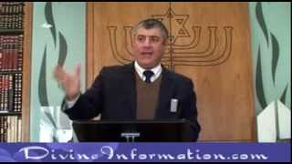 Rabbi Mizrachi in Od Yosef Chai Synagogue  In London [upl. by Barvick]