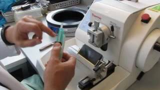 Vidéo réglages microtome avant coupe MVI 2398 [upl. by Netneuq]